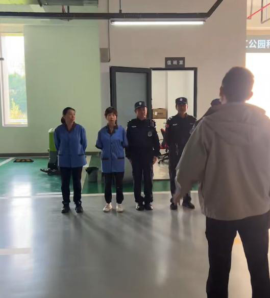 2026年4月20日万州三峡科技馆停车场物业服务由重庆渝超物业管理有限公司承接，并顺利完成任务，且得到甲方一致好评。